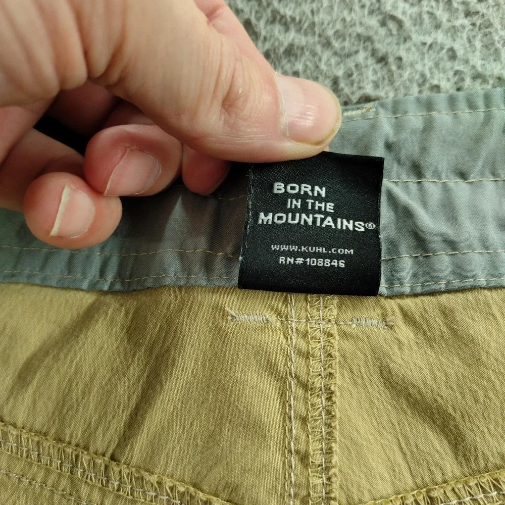 Kuhl Shorts Mens 32 Beige 9 Inch Canvas Stretch Chino Hiking Travel Casual